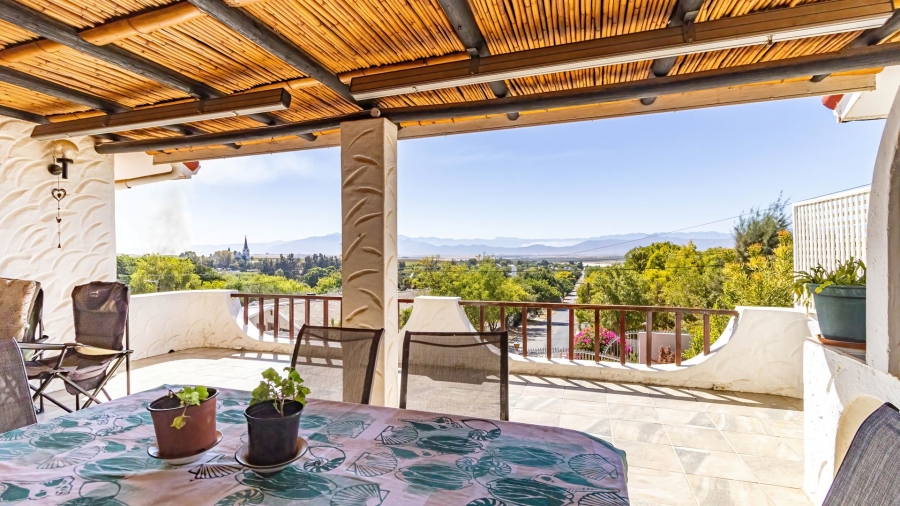 4 Bedroom Property for Sale in Riebeek Kasteel Western Cape